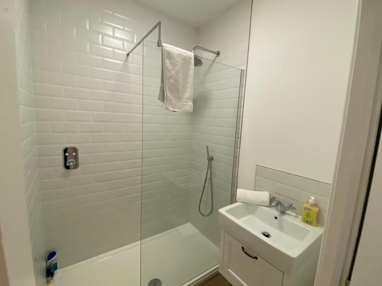 City Superhost: Luxury Deansgate Townhouse マンチェスター エクステリア 写真